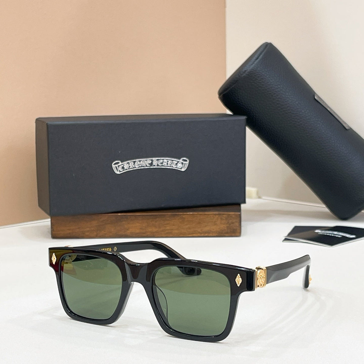 Chrome Hearts Halllamanass Sunglasses product image 1, provided for visual reference and product detail review