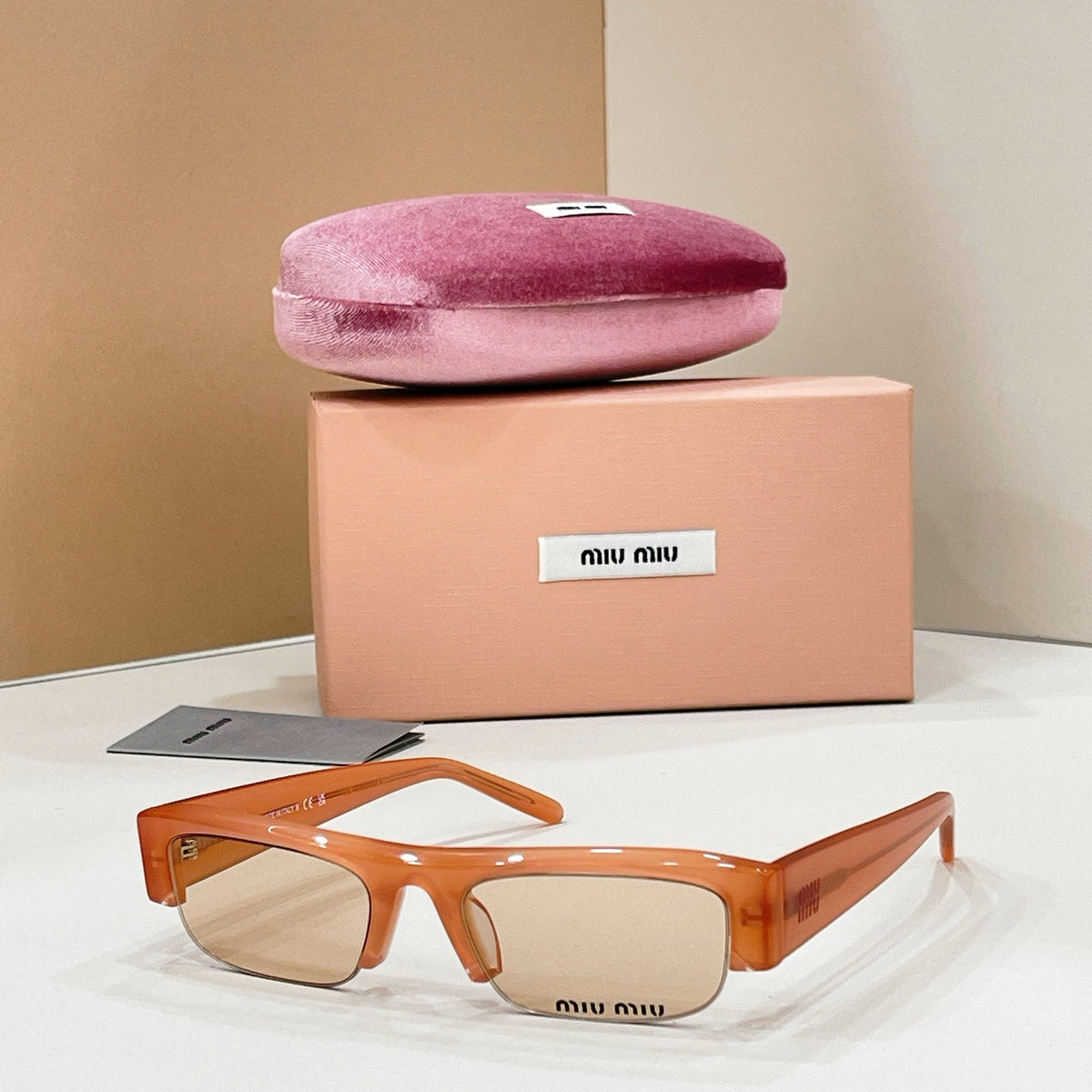 Miu Miu SMU B07-F Sunglasses product image 3, provided for visual reference and product detail review
