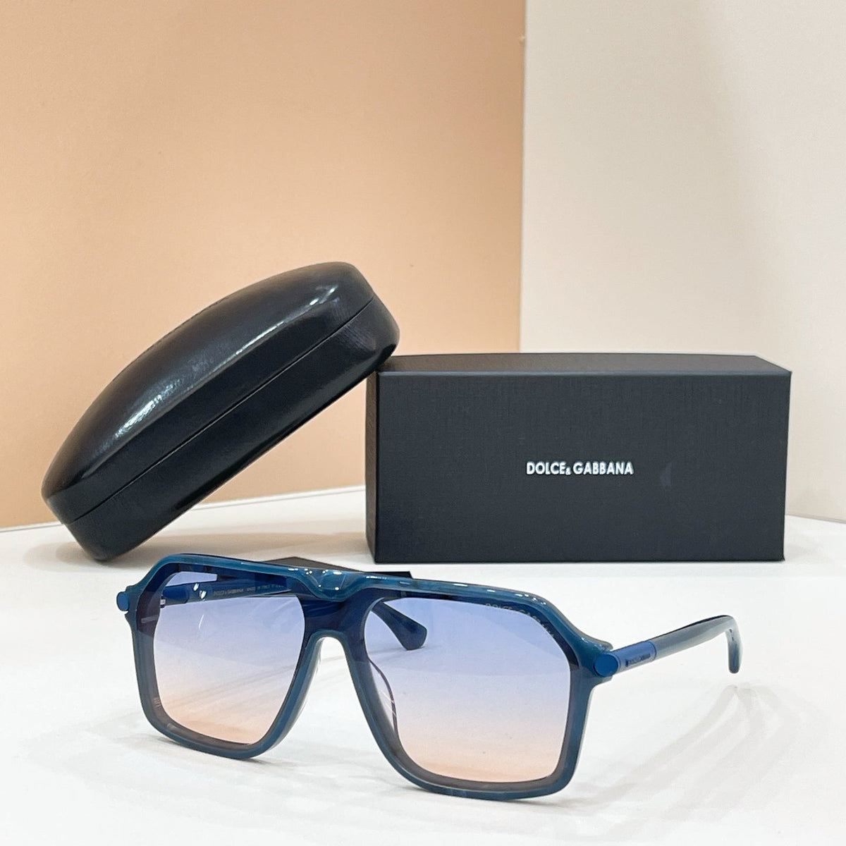 Dolce & Gabbana DG3197 Sunglasses product image 4, provided for visual reference and product detail review