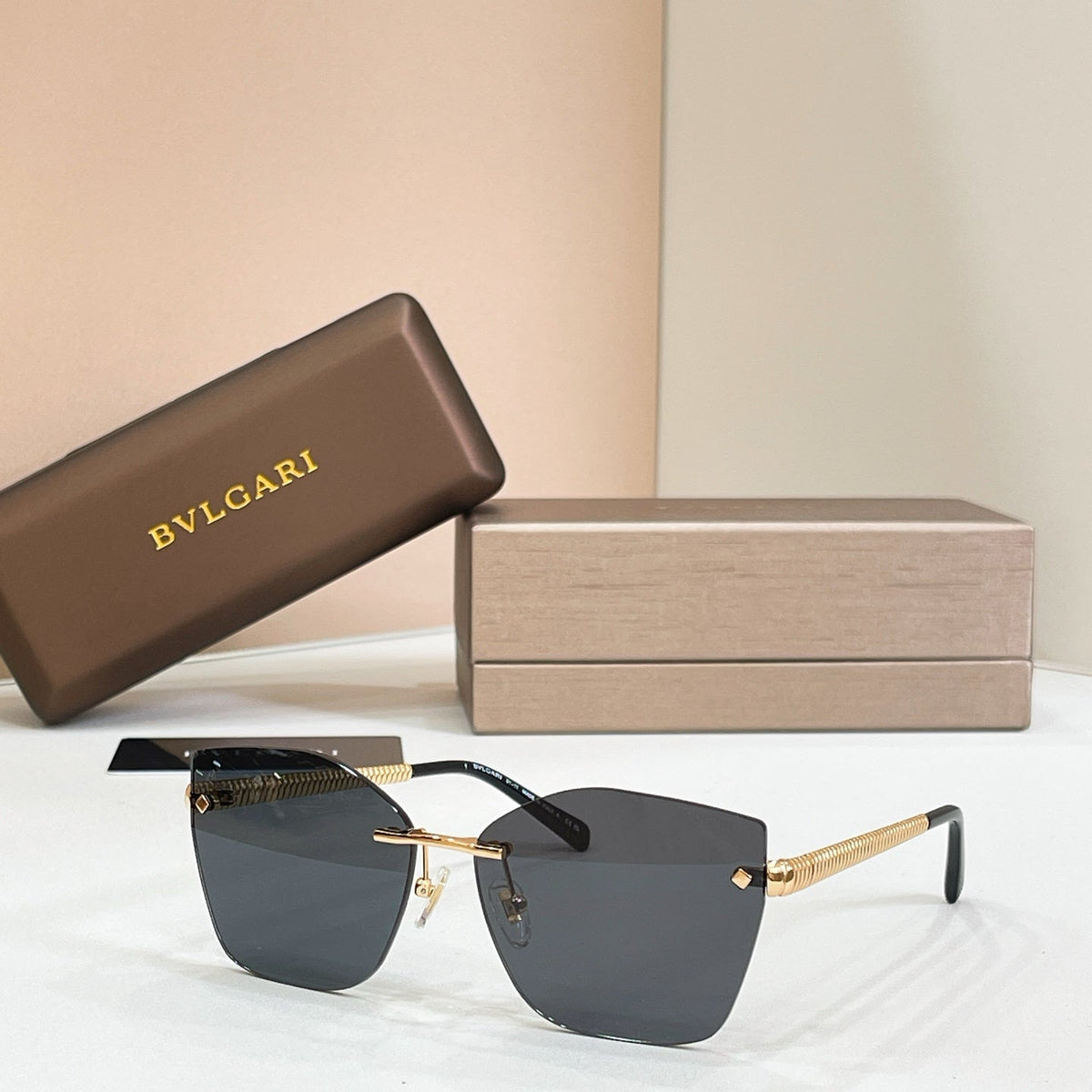 Bvlgari BV 40083U Sunglasses product image 10, provided for visual reference and product detail review