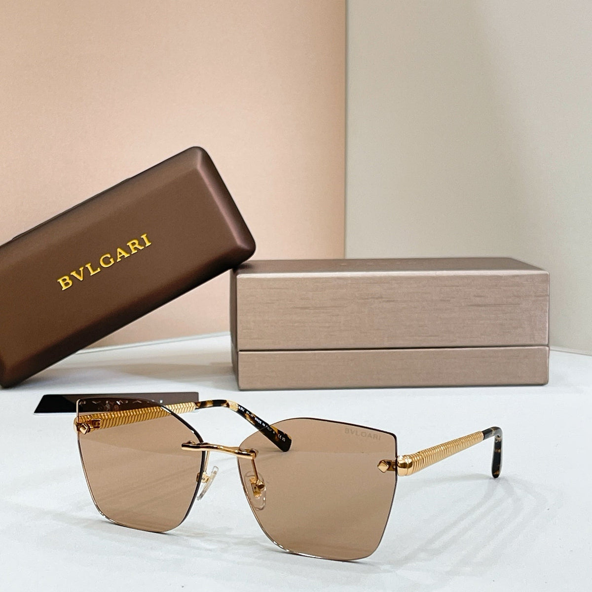 Bvlgari BV 40083U Sunglasses product image 11, provided for visual reference and product detail review