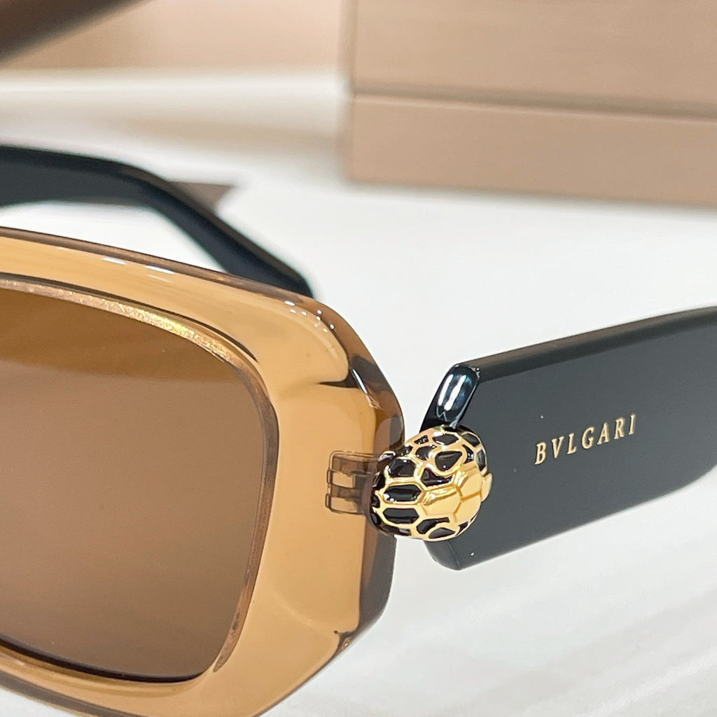 Bvlgari BV 40067I Sunglasses product image 17, provided for visual reference and product detail review