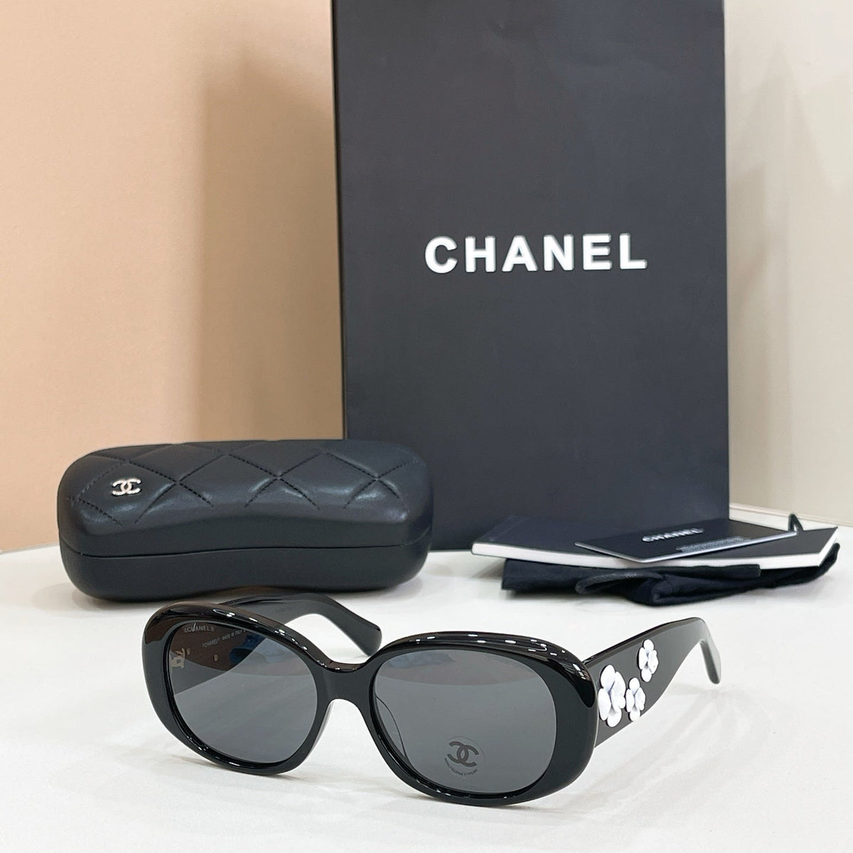 Chanel 5113 Sunglasses product image 1, provided for visual reference and product detail review