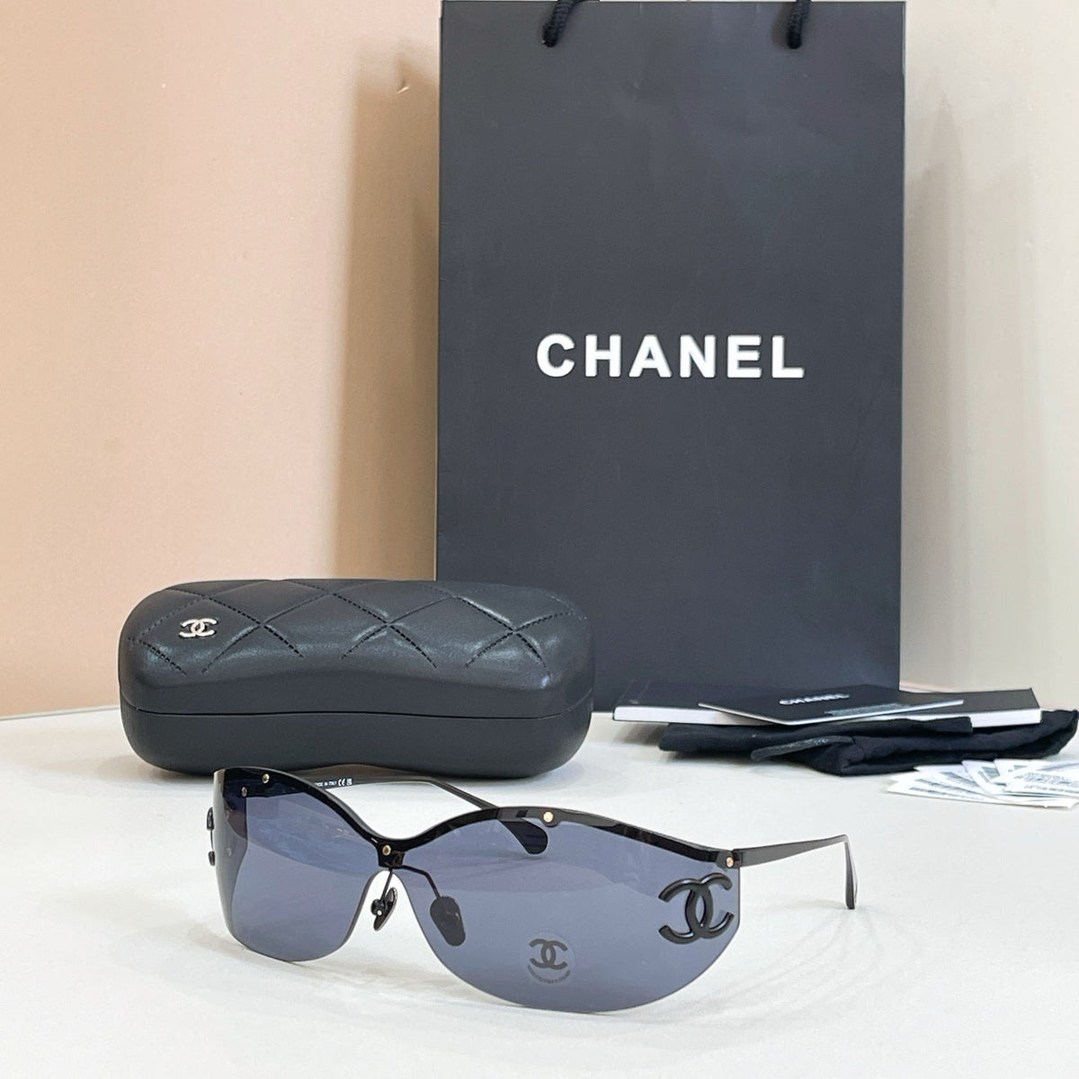 Chanel OCH9582 Sunglasses product image 2, provided for visual reference and product detail review