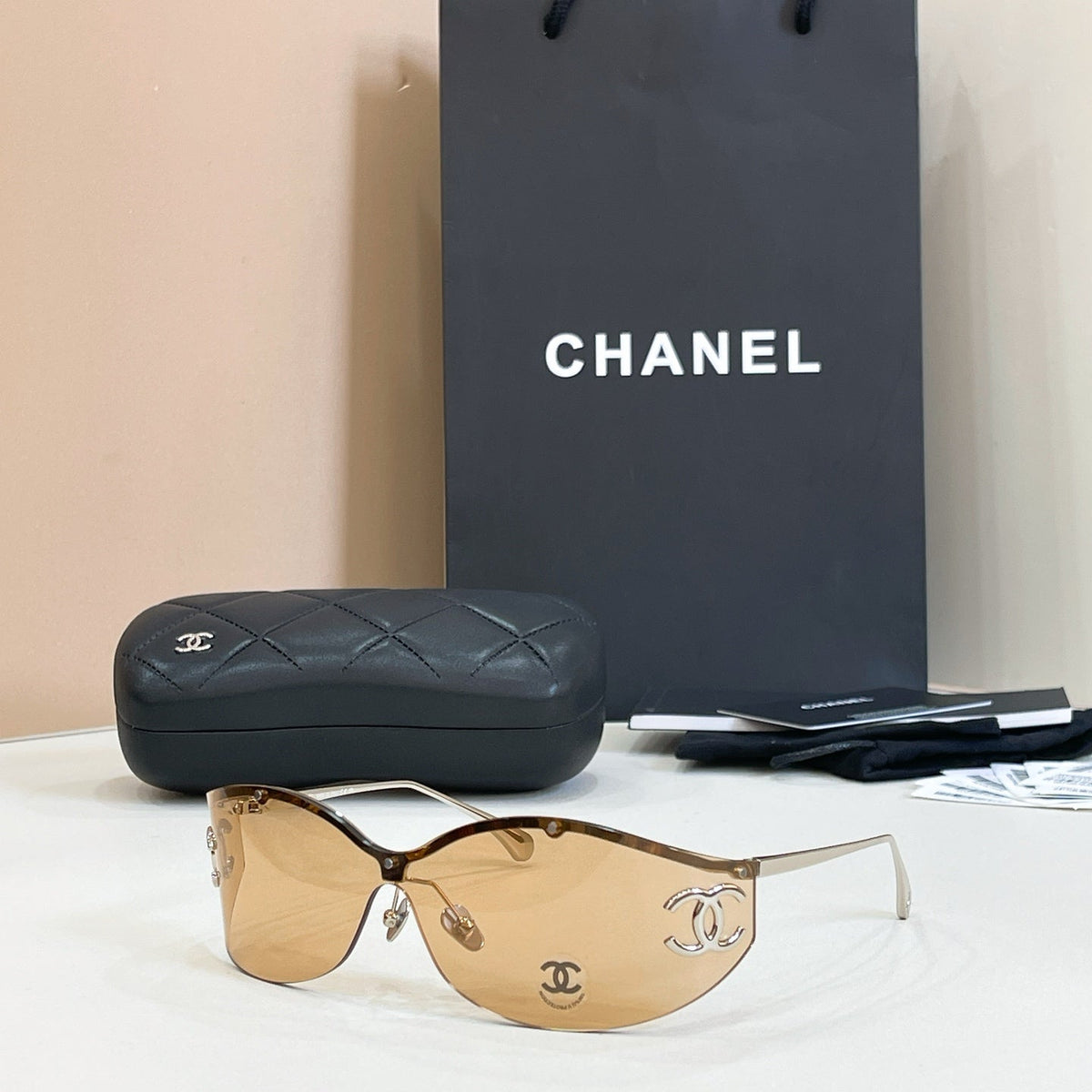 Chanel OCH9582 Sunglasses product image 8, provided for visual reference and product detail review