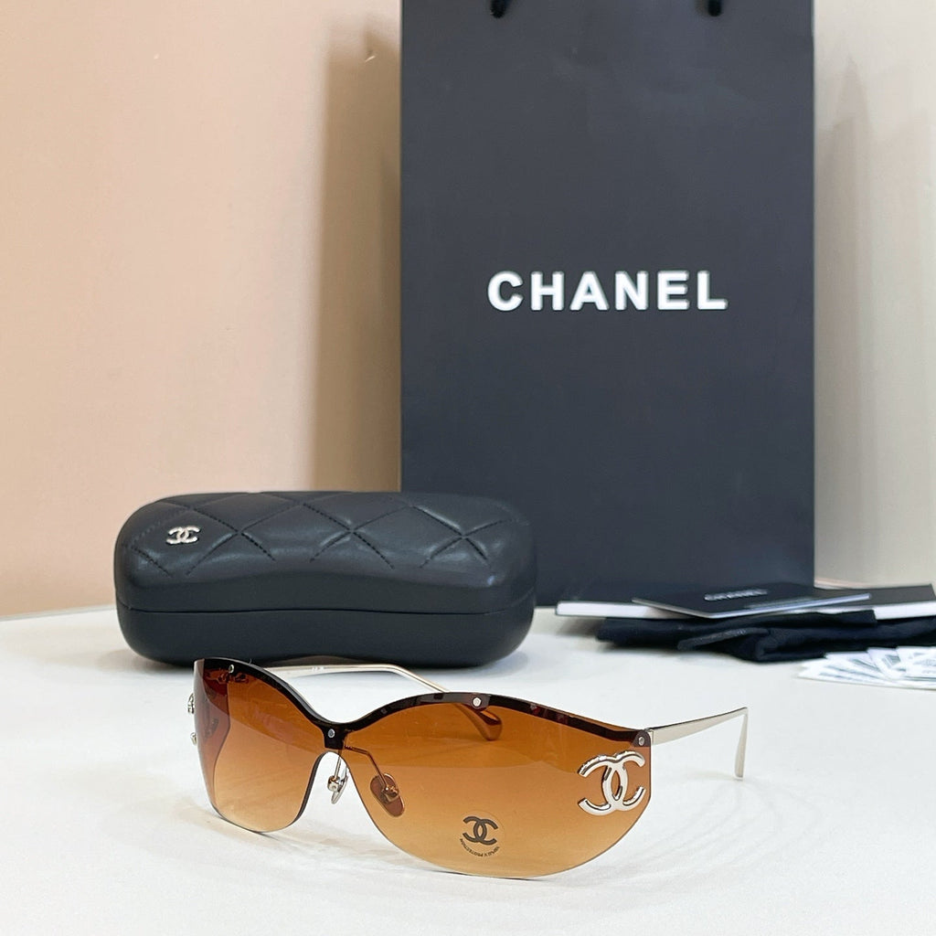 Chanel OCH9582 Sunglasses product image 5, provided for visual reference and product detail review