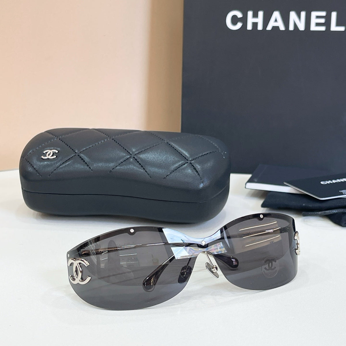 Chanel OCH9582 Sunglasses product image 10, provided for visual reference and product detail review