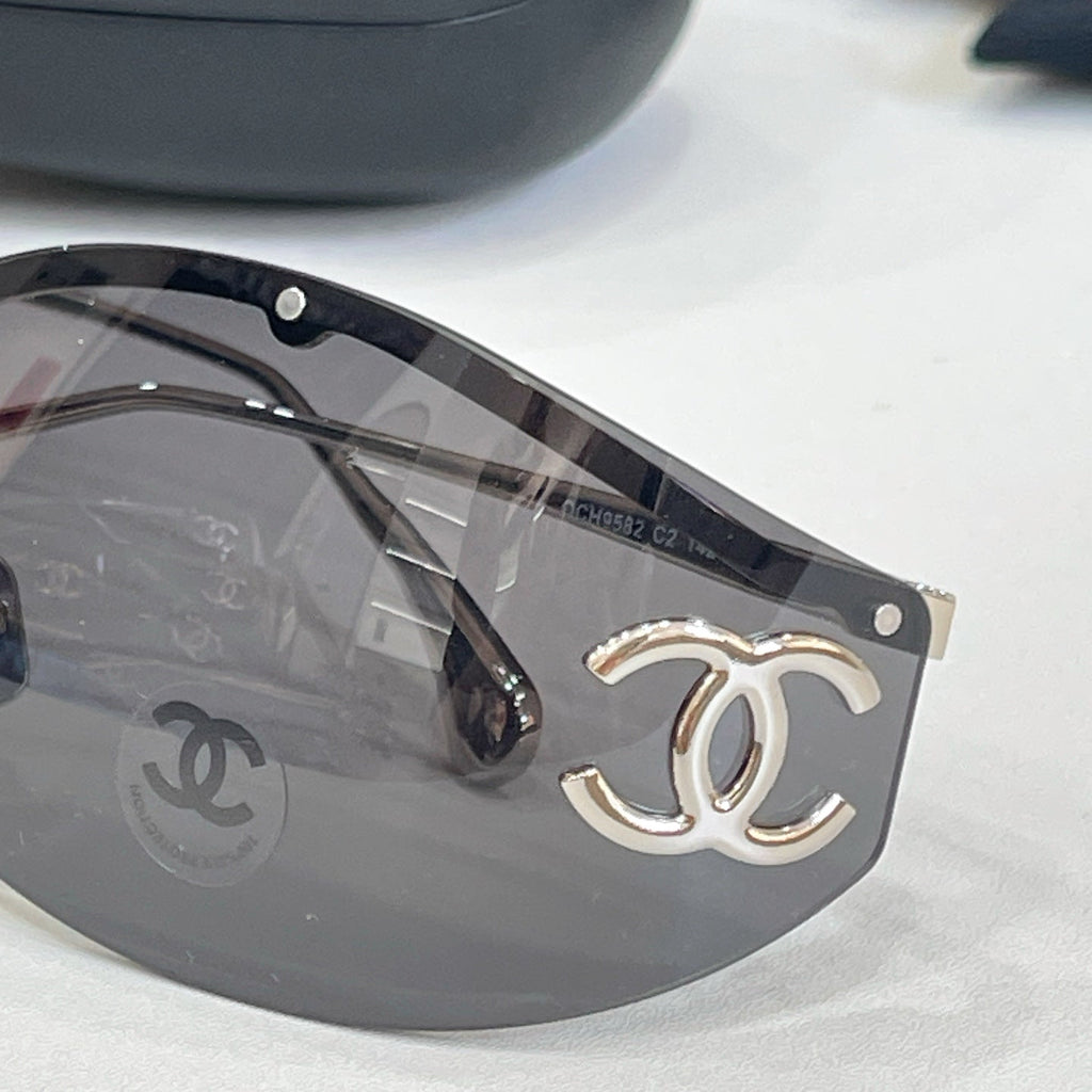 Chanel OCH9582 Sunglasses product image 11, provided for visual reference and product detail review