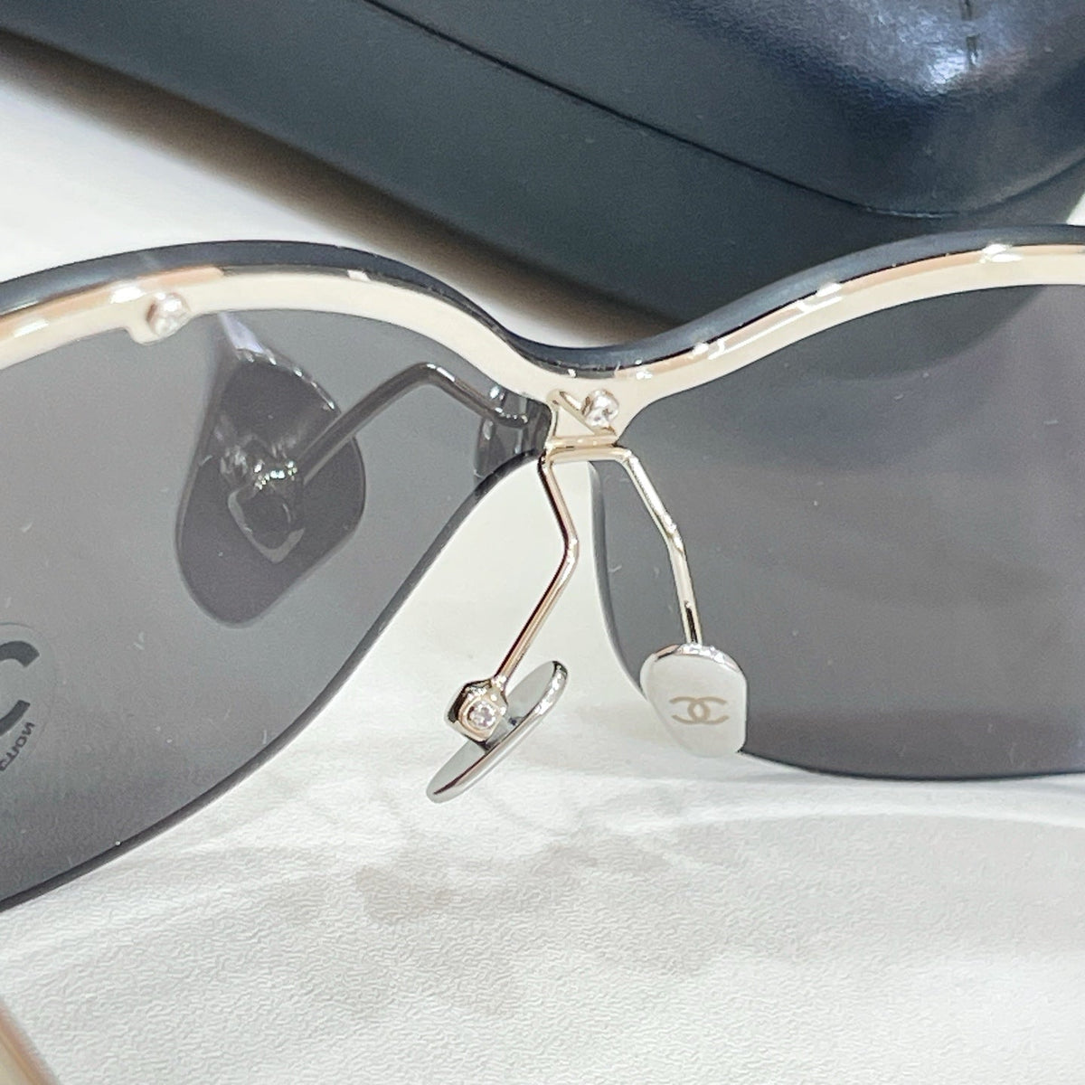 Chanel OCH9582 Sunglasses product image 12, provided for visual reference and product detail review