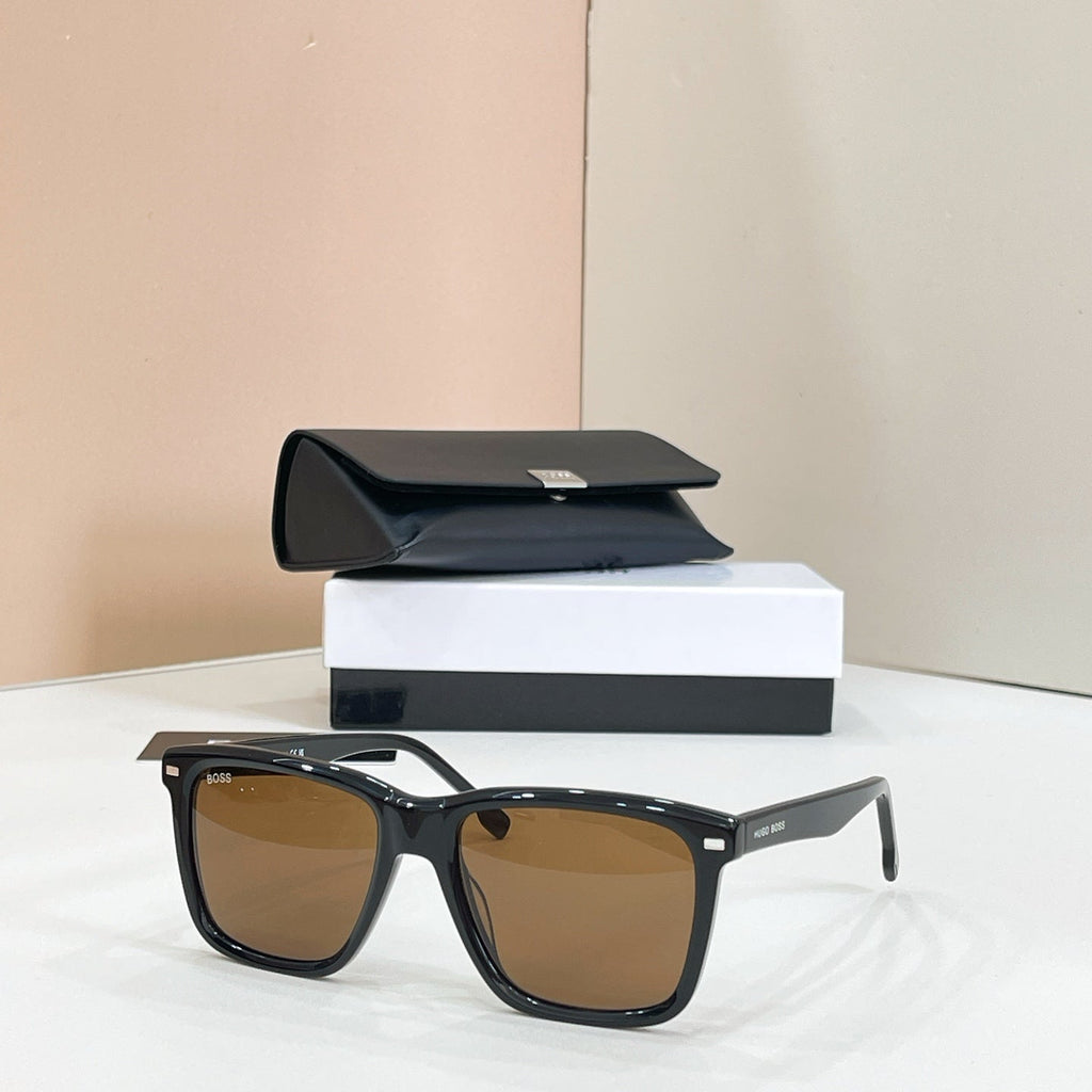 BOSS 1317 Sunglasses product image 4, provided for visual reference and product detail review