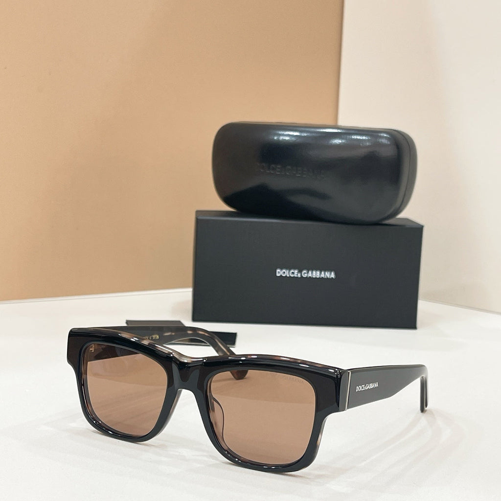 Dolce & Gabbana DG4515 Sunglasses product image 4, provided for visual reference and product detail review
