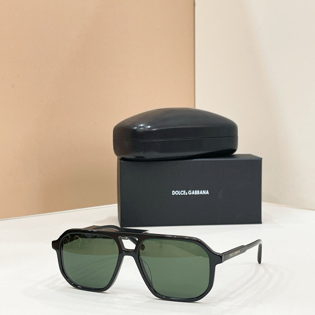 Dolce & Gabbana DG4541 Sunglasses product image 2, provided for visual reference and product detail review