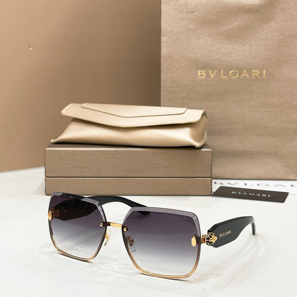 Bvlgari BV 9041B Sunglasses product image 4, provided for visual reference and product detail review