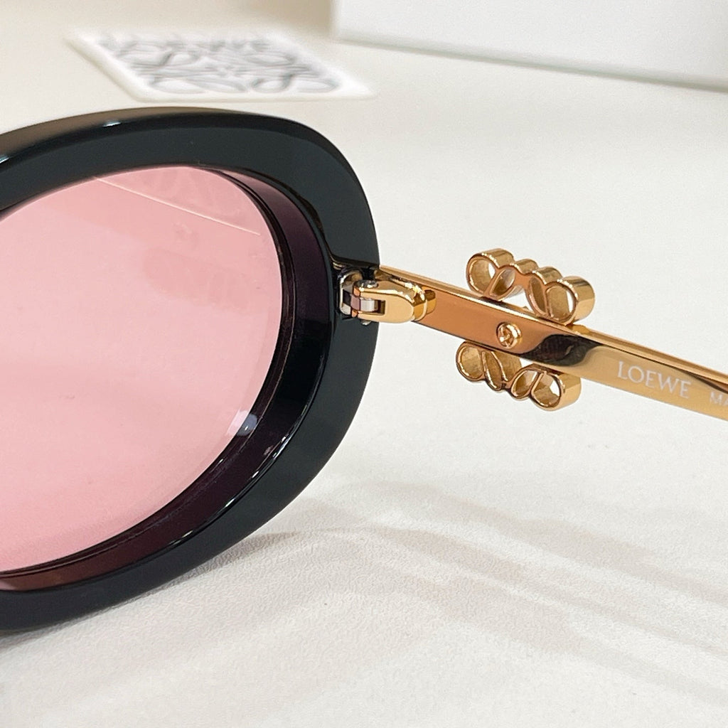 Loewe LW521U Sunglasses product image 6, provided for visual reference and product detail review