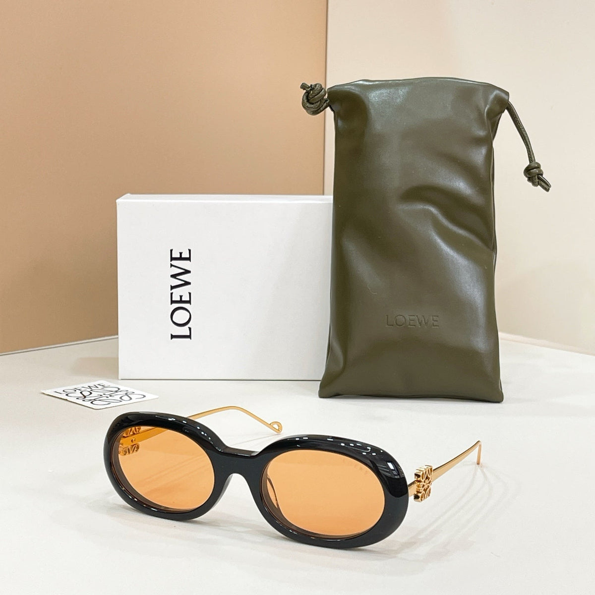 Loewe LW521U Sunglasses product image 13, provided for visual reference and product detail review