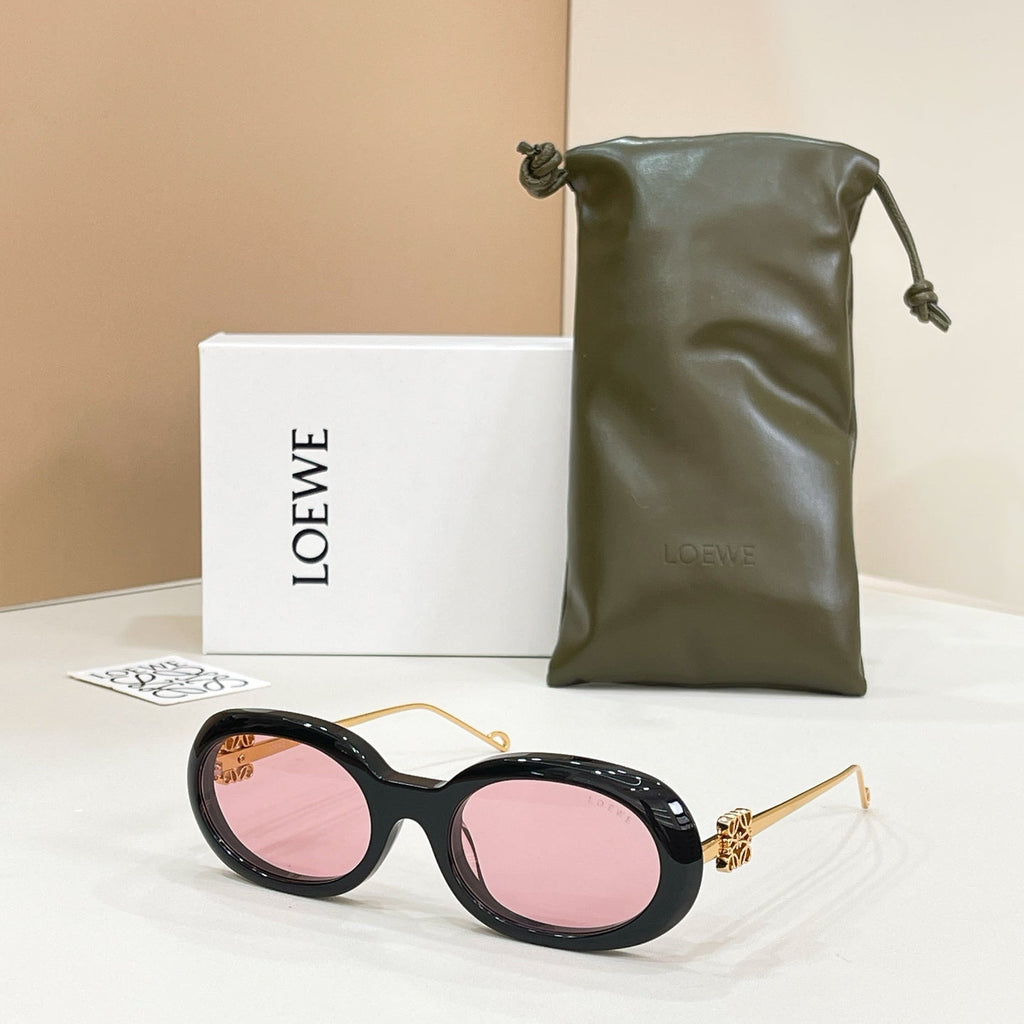Loewe LW521U Sunglasses product image 15, provided for visual reference and product detail review