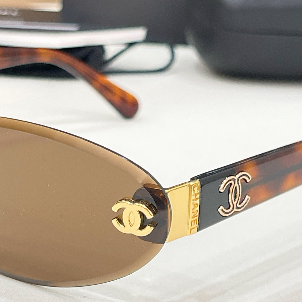 Chanel CH1910Q Sunglasses product image 8, provided for visual reference and product detail review