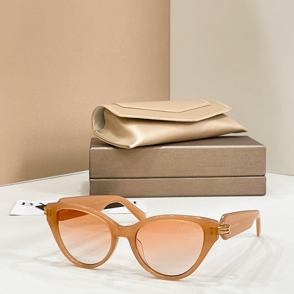 Bvlgari BV 50045I Sunglasses product image 6, provided for visual reference and product detail review