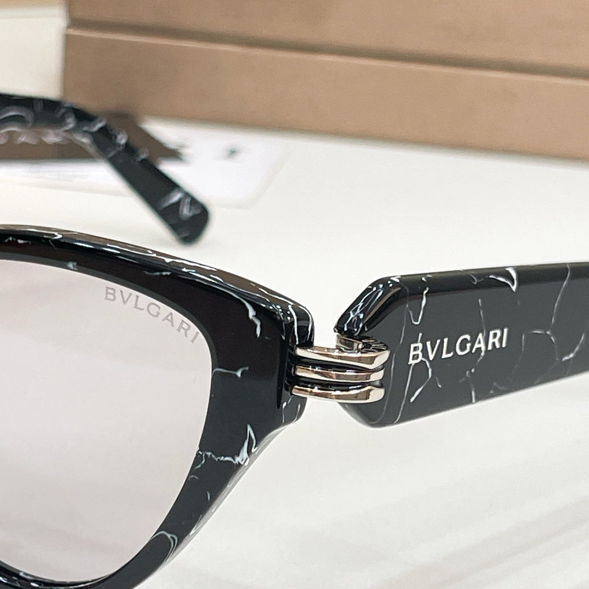 Bvlgari BV 50045I Sunglasses product image 8, provided for visual reference and product detail review