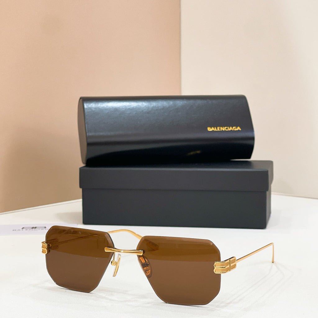 Balenciaga BB0810S Sunglasses product image 2, provided for visual reference and product detail review