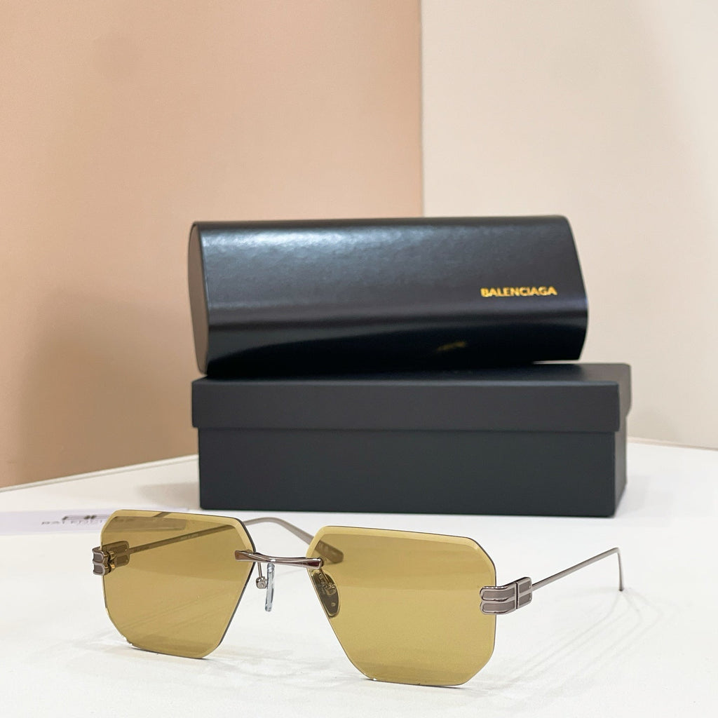 Balenciaga BB0810S Sunglasses product image 7, provided for visual reference and product detail review