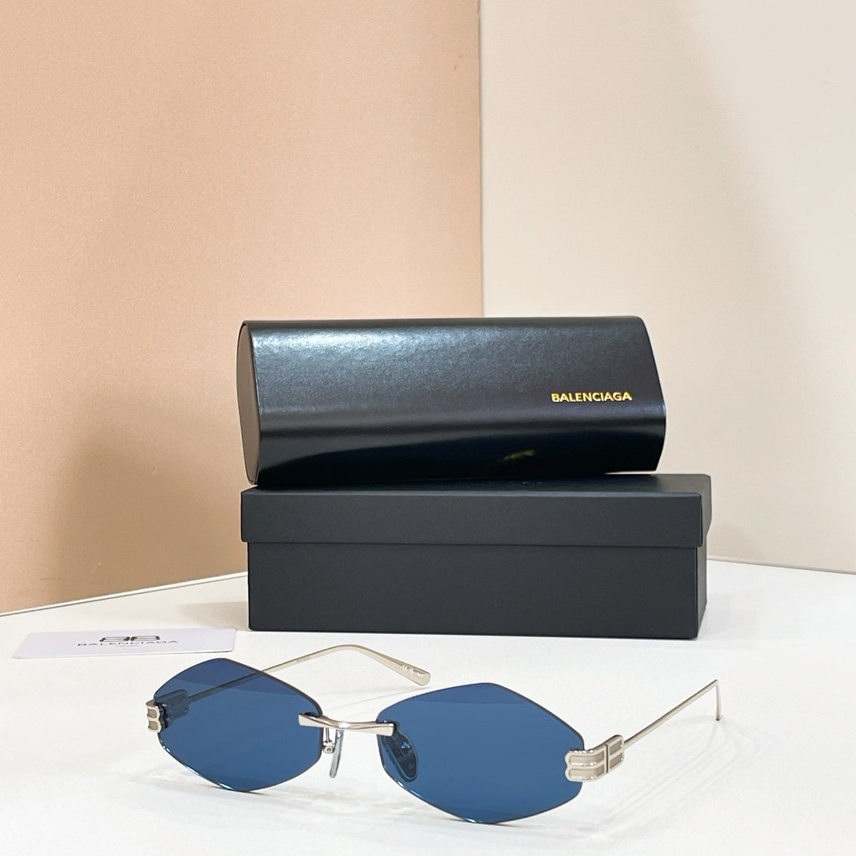 Balenciaga BB0811S Sunglasses product image 8, provided for visual reference and product detail review