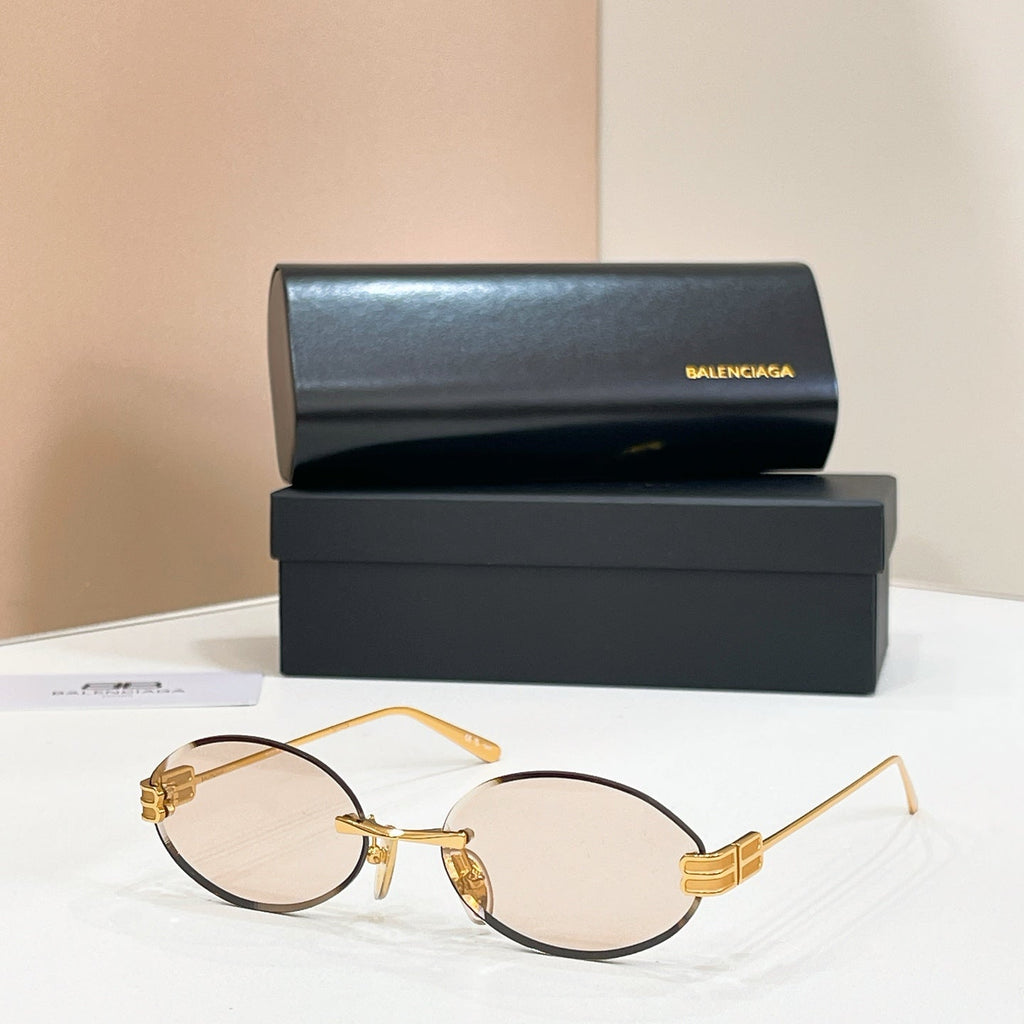 Balenciaga BB0812S Sunglasses product image 2, provided for visual reference and product detail review