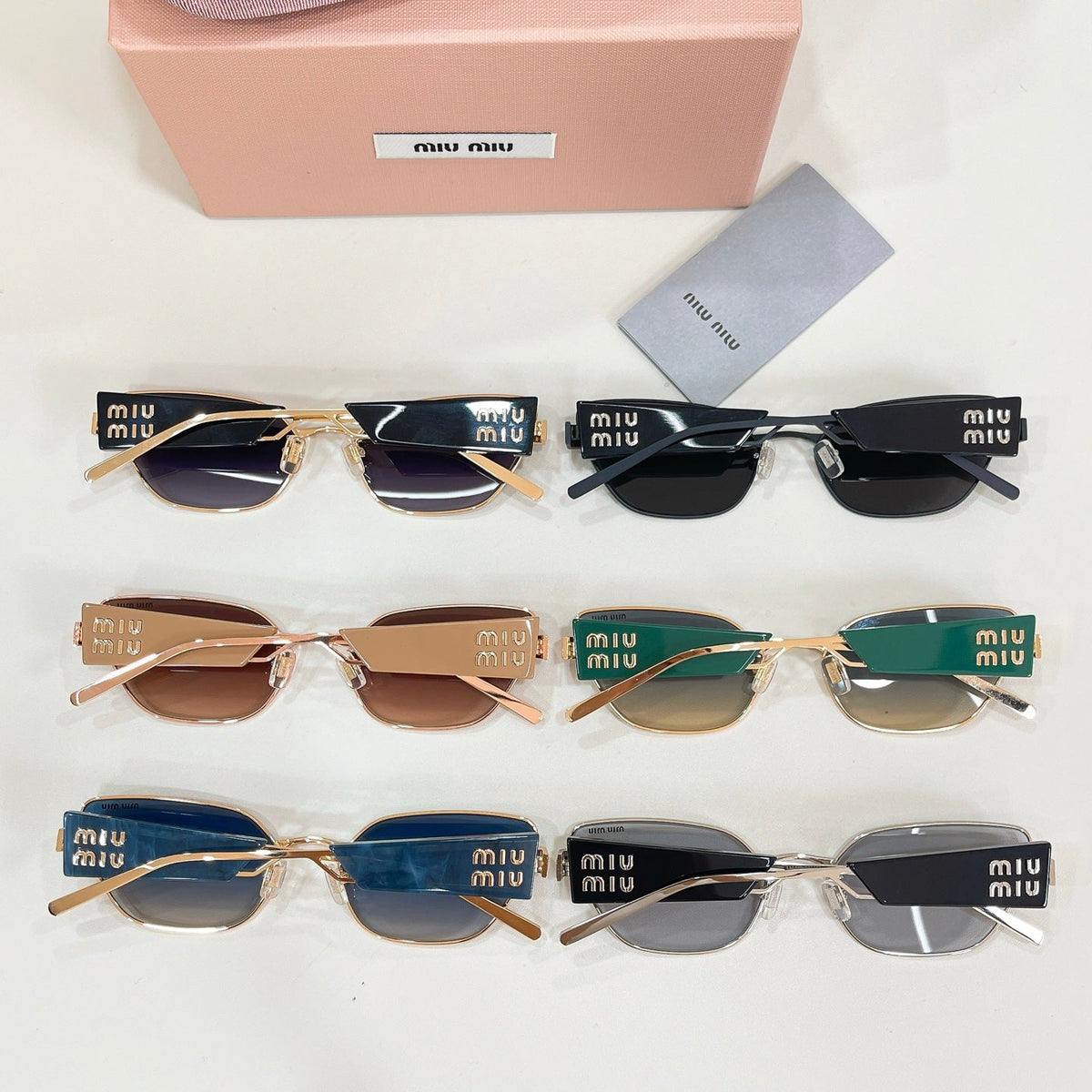 Miu Miu SMU 65WS Sunglasses product image 9, provided for visual reference and product detail review