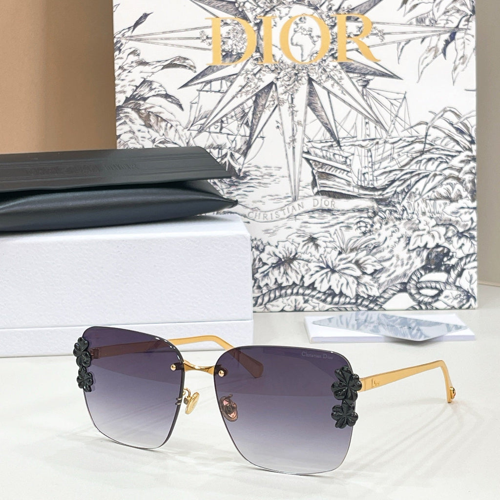 Dior Clover S2U Sunglasses product image 3, provided for visual reference and product detail review