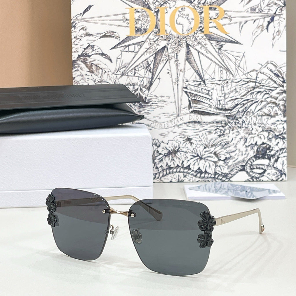 Dior Clover S2U Sunglasses product image 6, provided for visual reference and product detail review