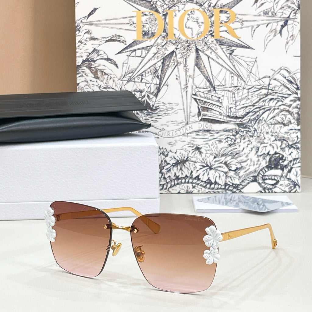 Dior Clover S2U Sunglasses product image 8, provided for visual reference and product detail review