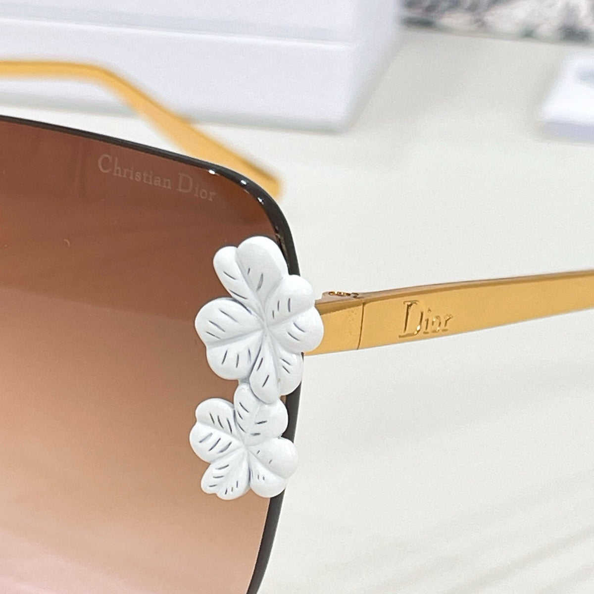 Dior Clover S2U Sunglasses product image 9, provided for visual reference and product detail review