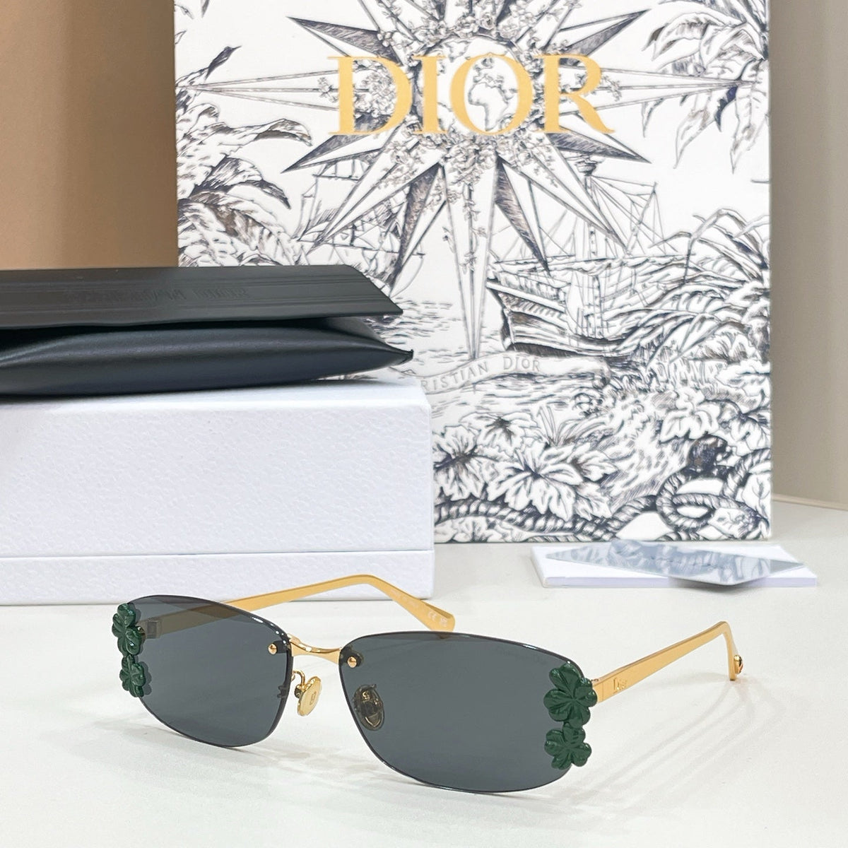 Dior Clover S1U Sunglasses product image 8, provided for visual reference and product detail review