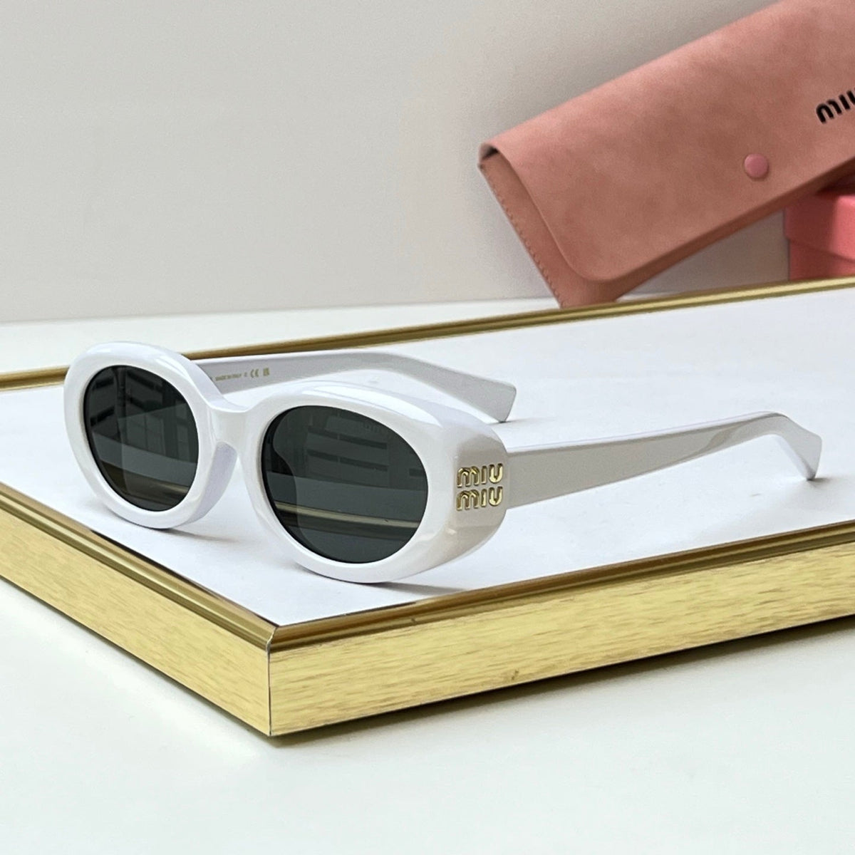 Miu Miu SMU B09-F Sunglasses product image 5, provided for visual reference and product detail review