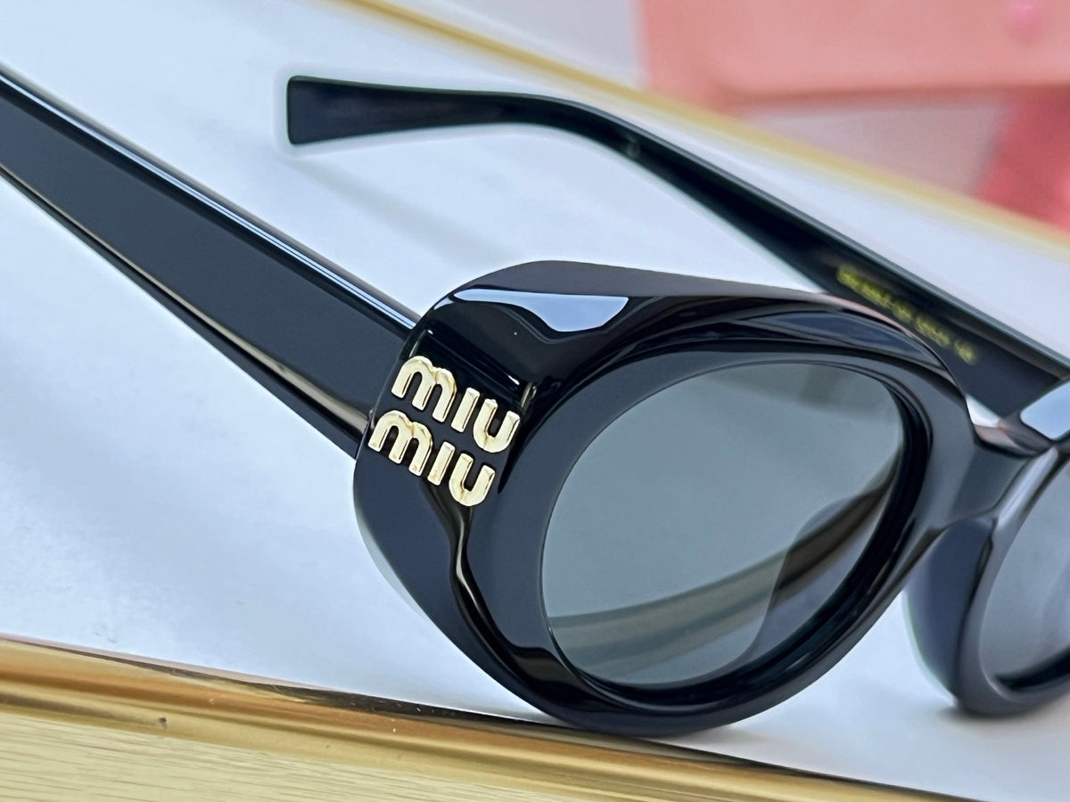 Miu Miu SMU B09-F Sunglasses product image 7, provided for visual reference and product detail review