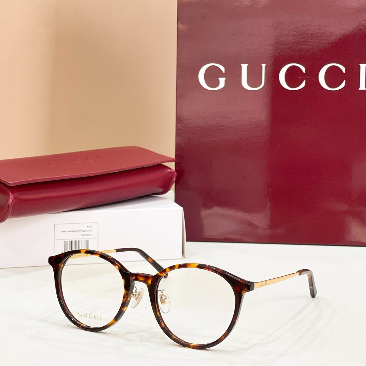 Gucci GG2148OA Sunglasses product image 4, provided for visual reference and product detail review