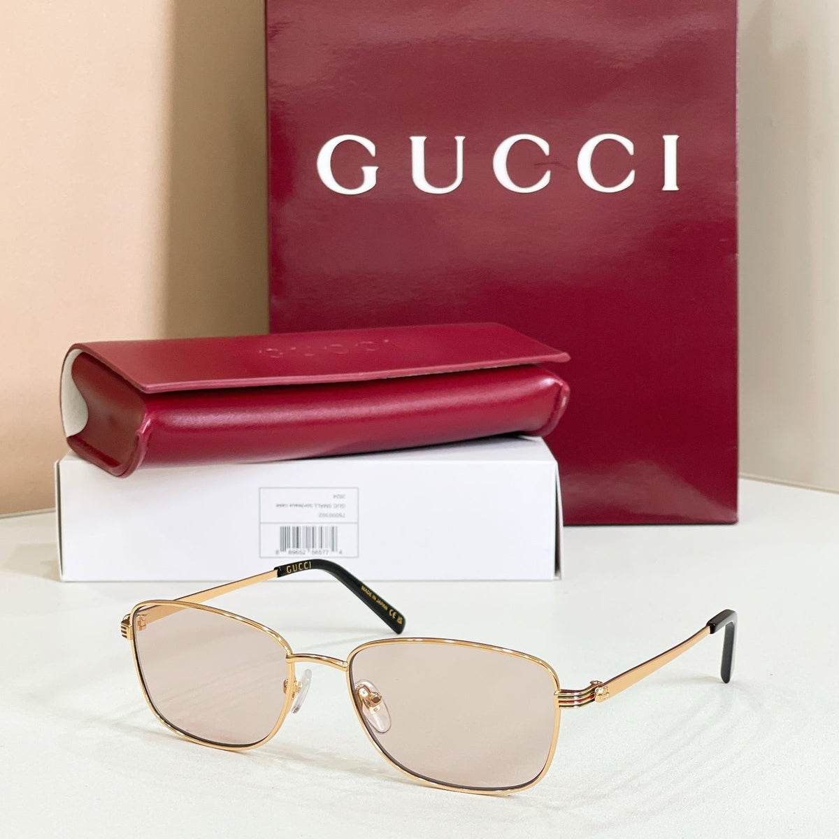 Gucci GG2162SK Sunglasses product image 1, provided for visual reference and product detail review