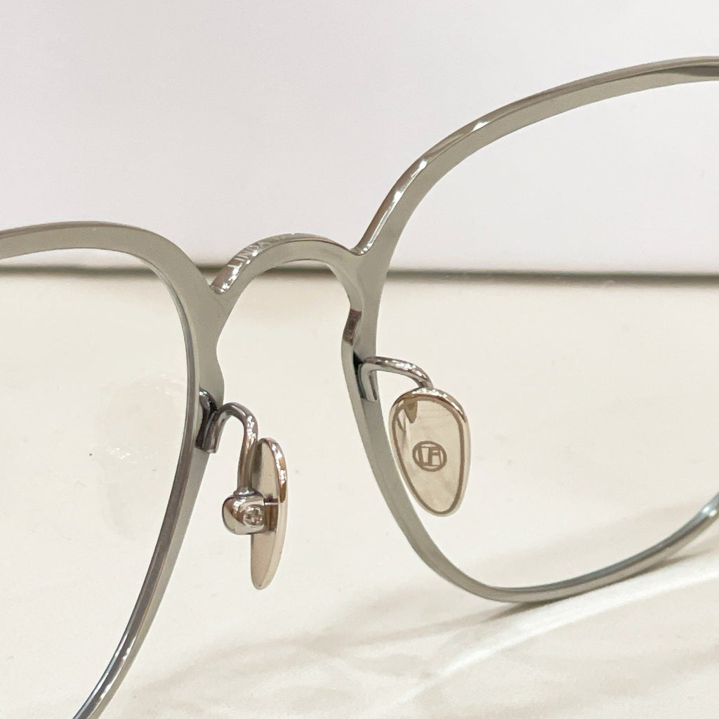 Linda Farrow LFL/1511 Sunglasses product image 9, provided for visual reference and product detail review