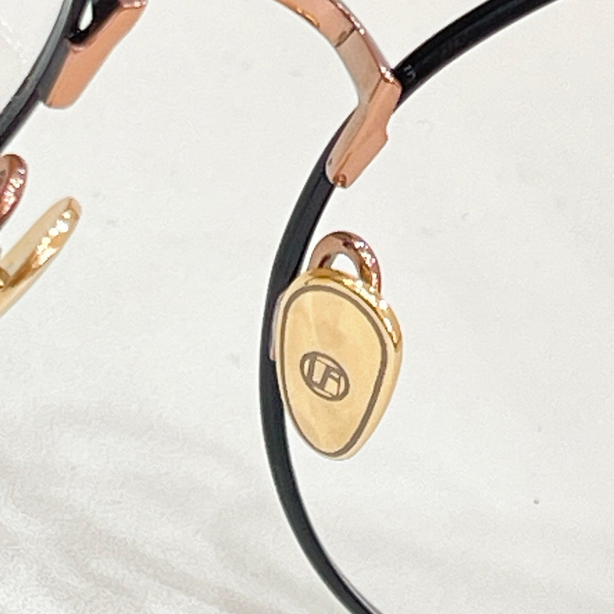 Linda Farrow LFL/1521 Sunglasses product image 8, provided for visual reference and product detail review