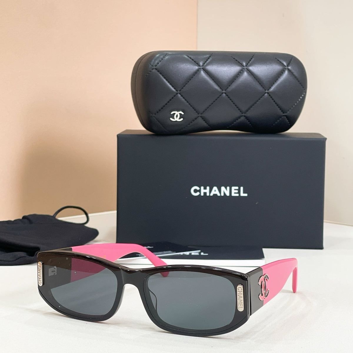 Chanel CH1903Q Sunglasses product image 5, provided for visual reference and product detail review