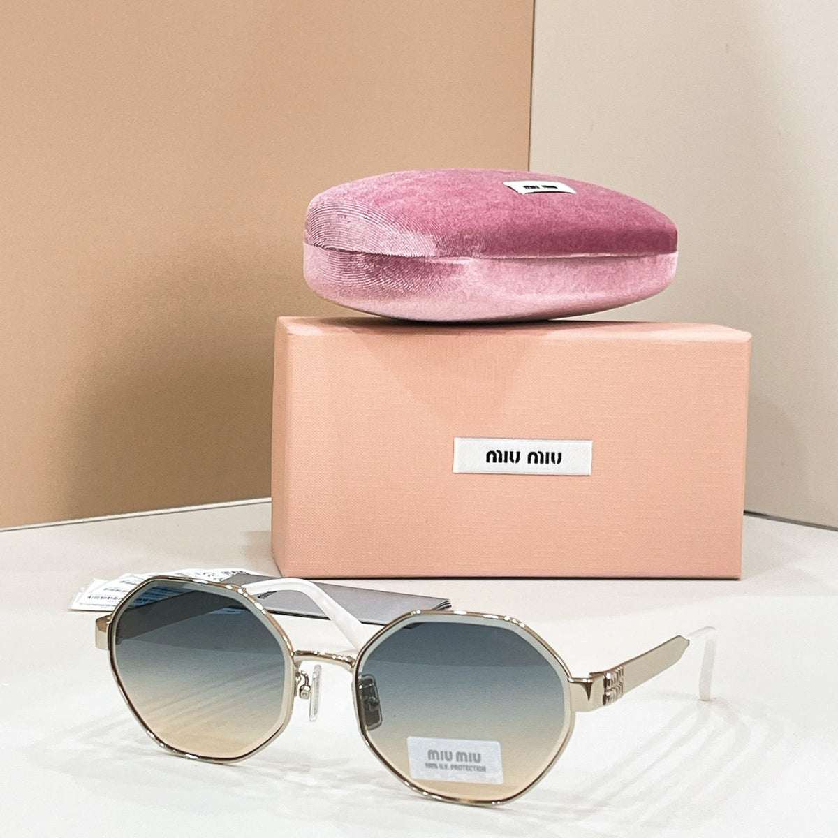 Miu Miu SMUB57S Sunglasses product image 4, provided for visual reference and product detail review