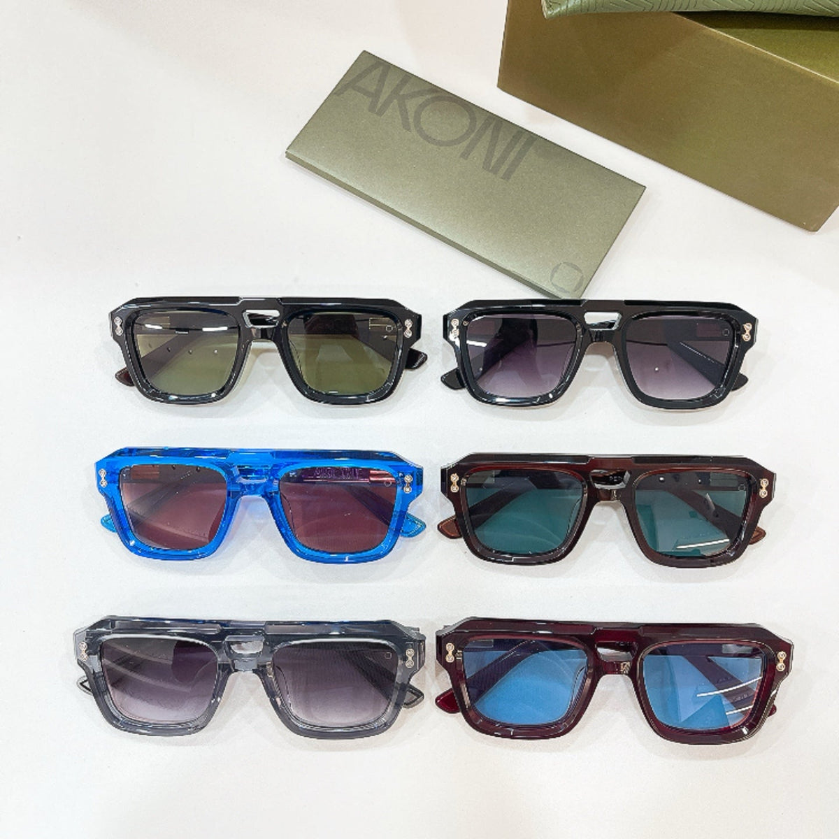 AKONI AKS-531 Sunglasses product image 9, provided for visual reference and product detail review
