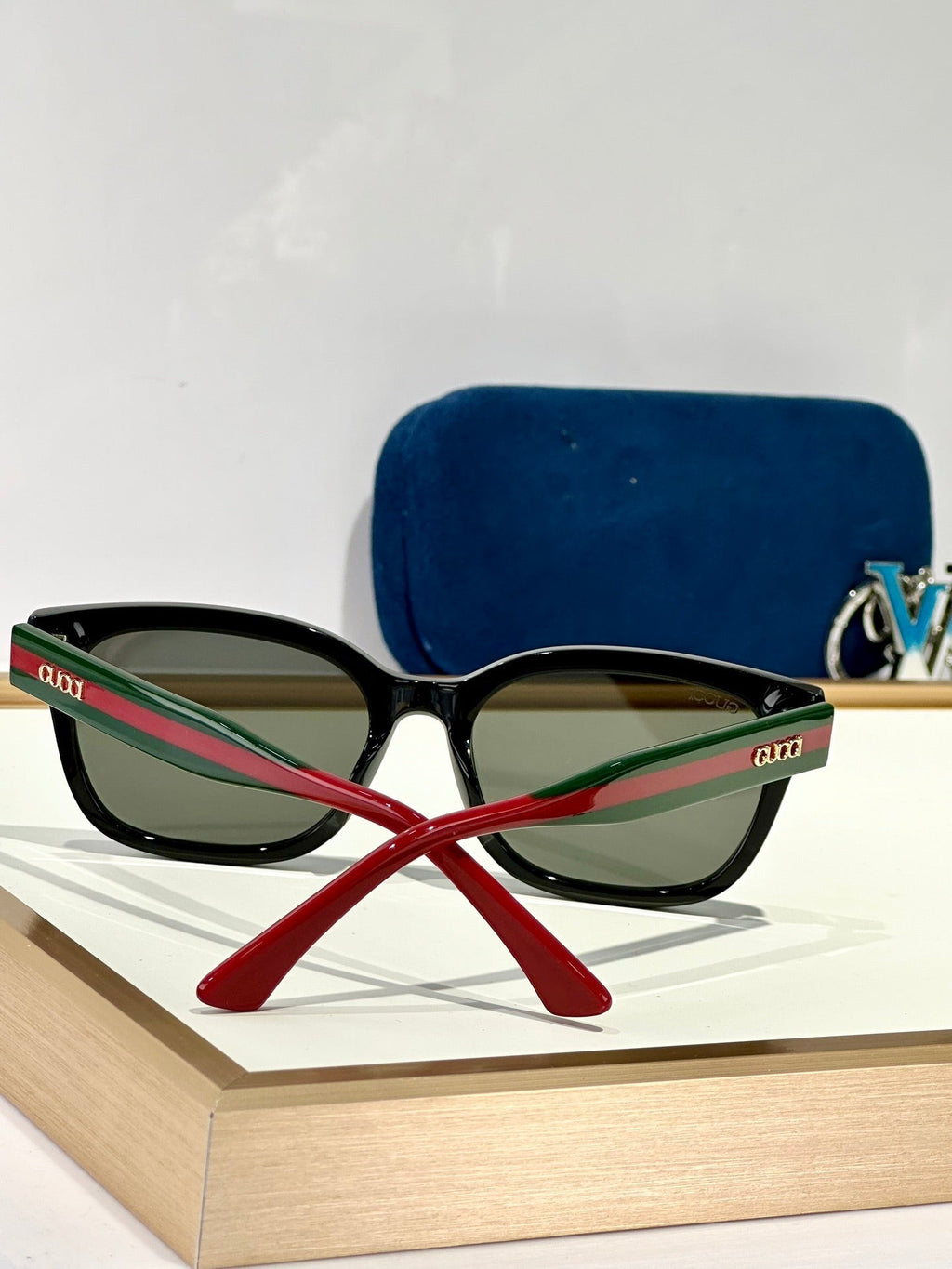 Gucci GG1872SK Sunglasses product image 8, provided for visual reference and product detail review