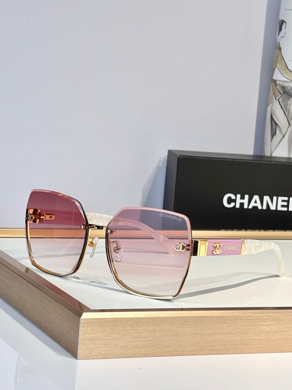 Chanel 5504-H Sunglasses product image 2, provided for visual reference and product detail review
