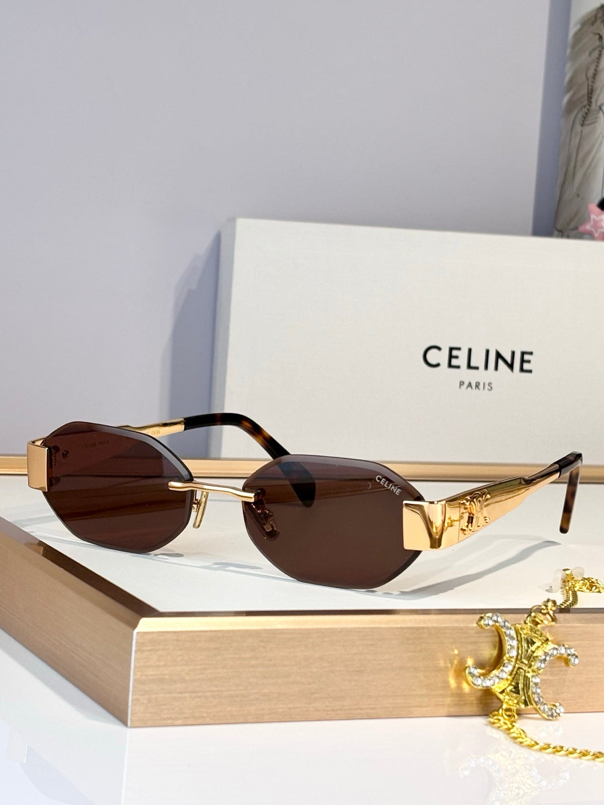 Celine CL42119U Sunglasses product image 4, provided for visual reference and product detail review