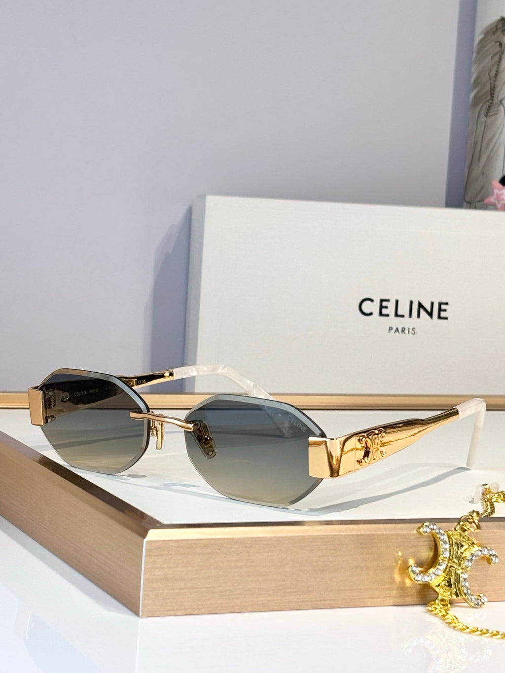 Celine CL42119U Sunglasses product image 3, provided for visual reference and product detail review