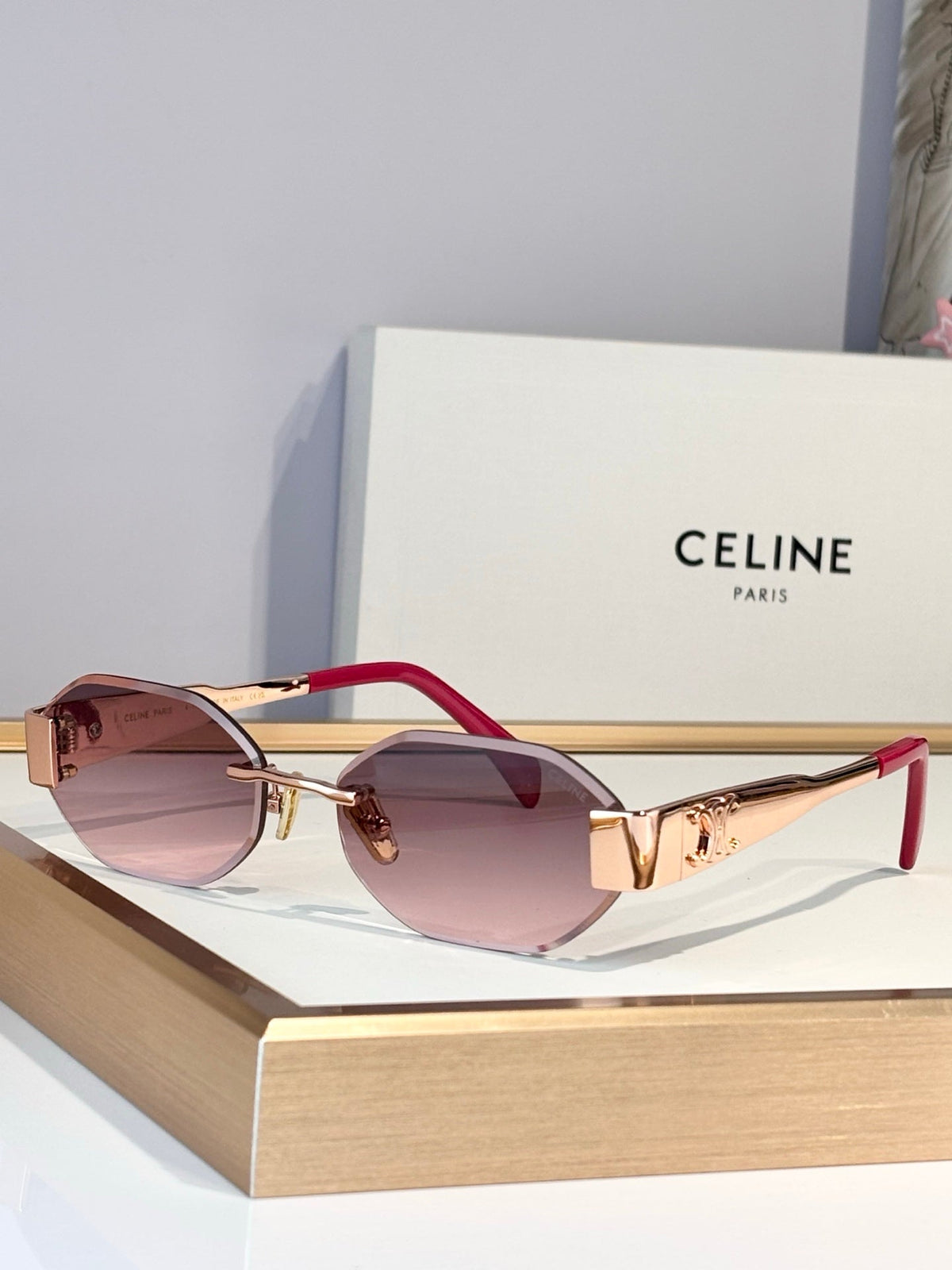 Celine CL42119U Sunglasses product image 8, provided for visual reference and product detail review
