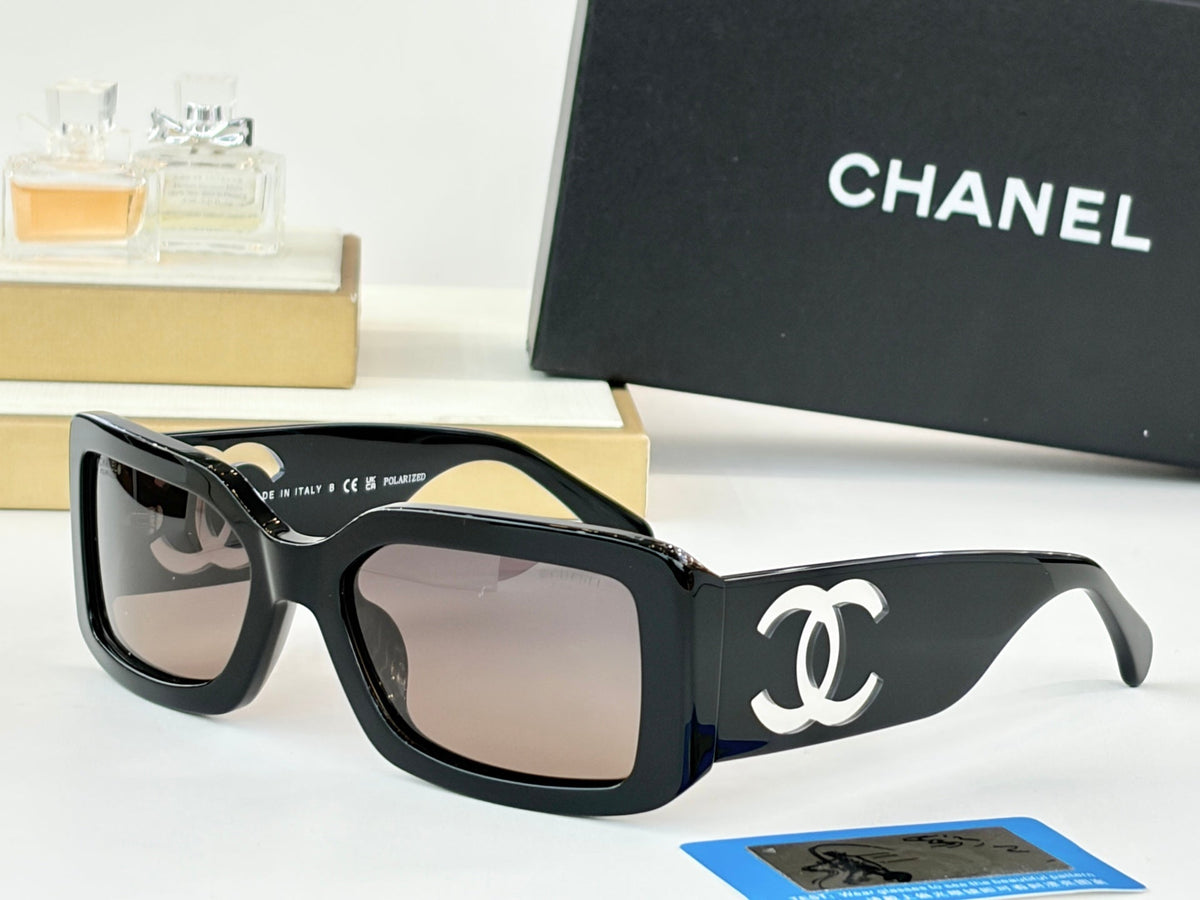 Chanel CH5526 Sunglasses product image 7, provided for visual reference and product detail review