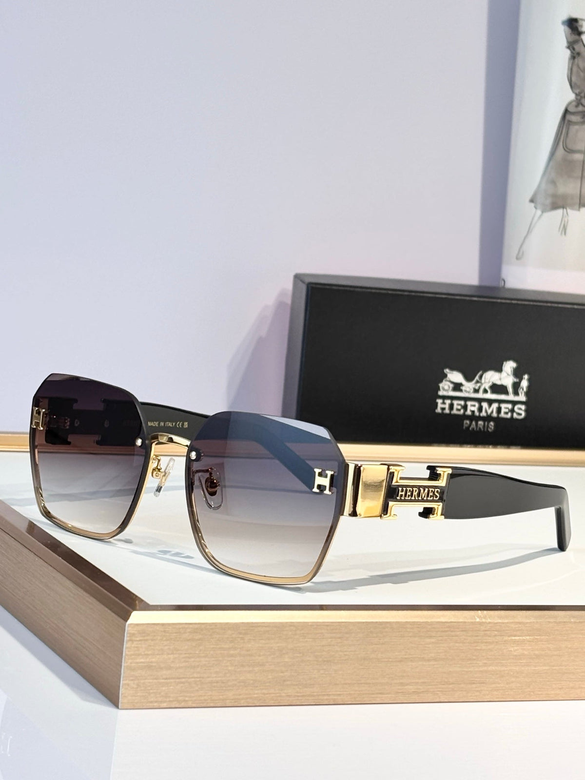 Hermes H8026 Sunglasses product image 5, provided for visual reference and product detail review
