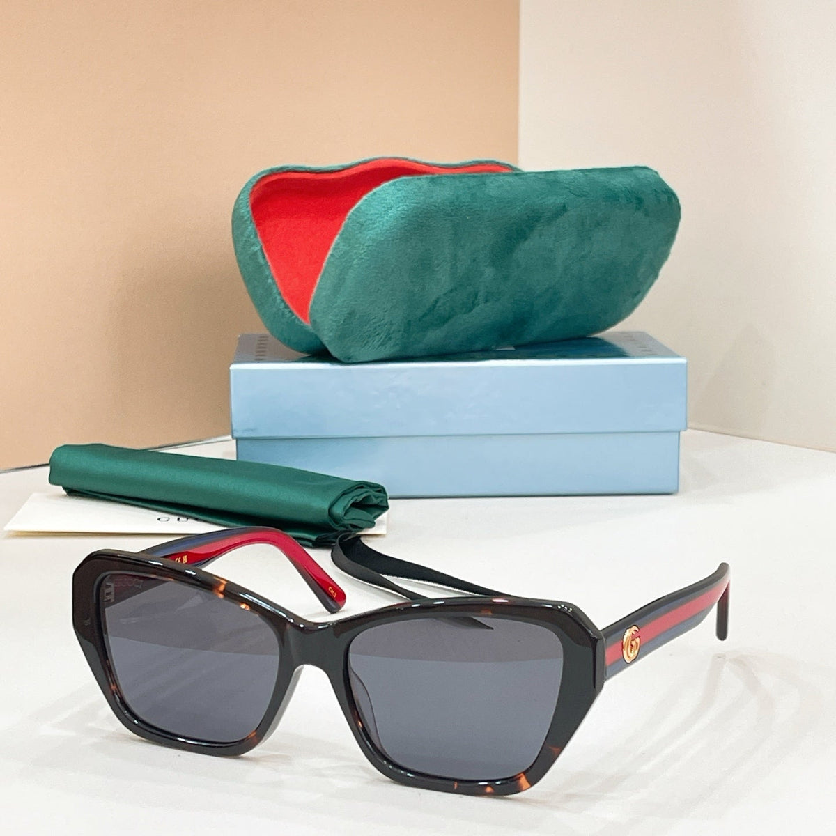 Gucci GG1486S Sunglasses product image 1, provided for visual reference and product detail review